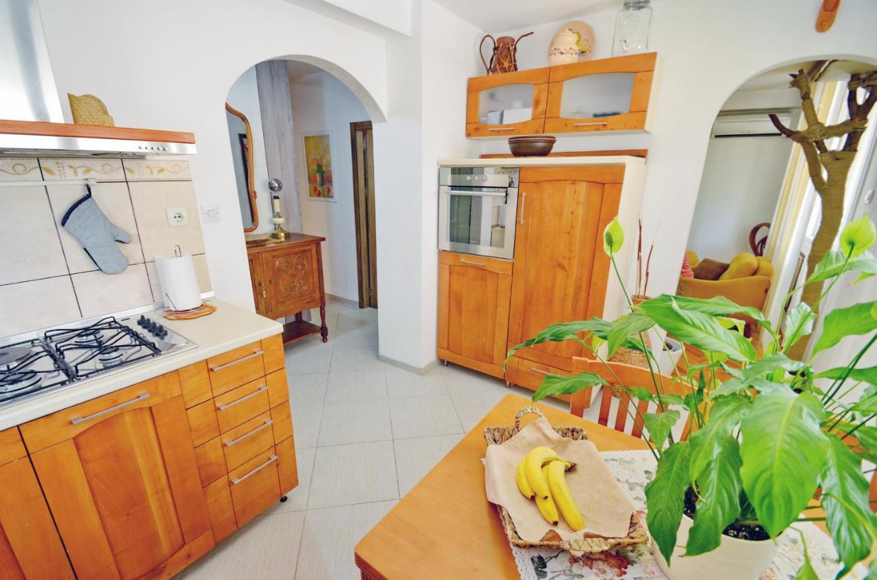 Apartment Oaza Котор Екстериор снимка