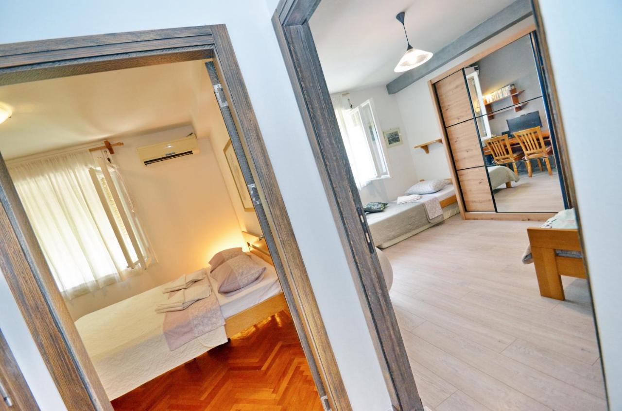 Apartment Oaza Котор Екстериор снимка
